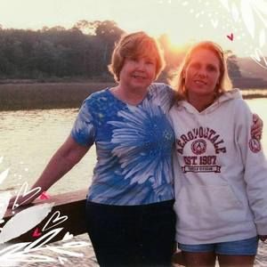 Meet your Posher, Holly